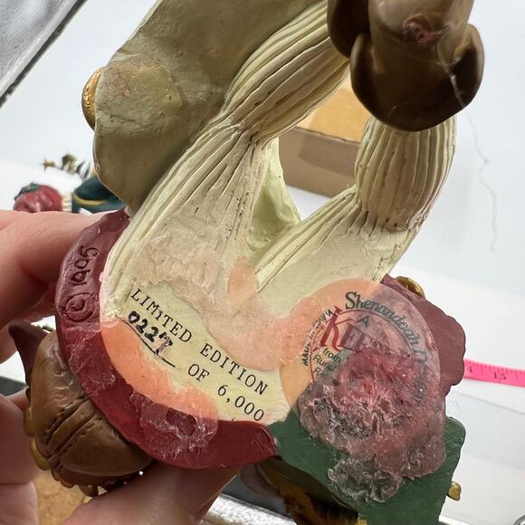 Shenandoah Keeper Christmas Shelf Sitters 1995 Holding Star & Lantern Post - Picture 3 of 14